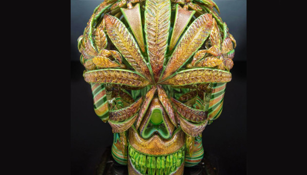 Бонг в форме черепа