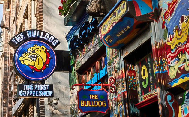 Первый кофешоп прототип современных кофешопов